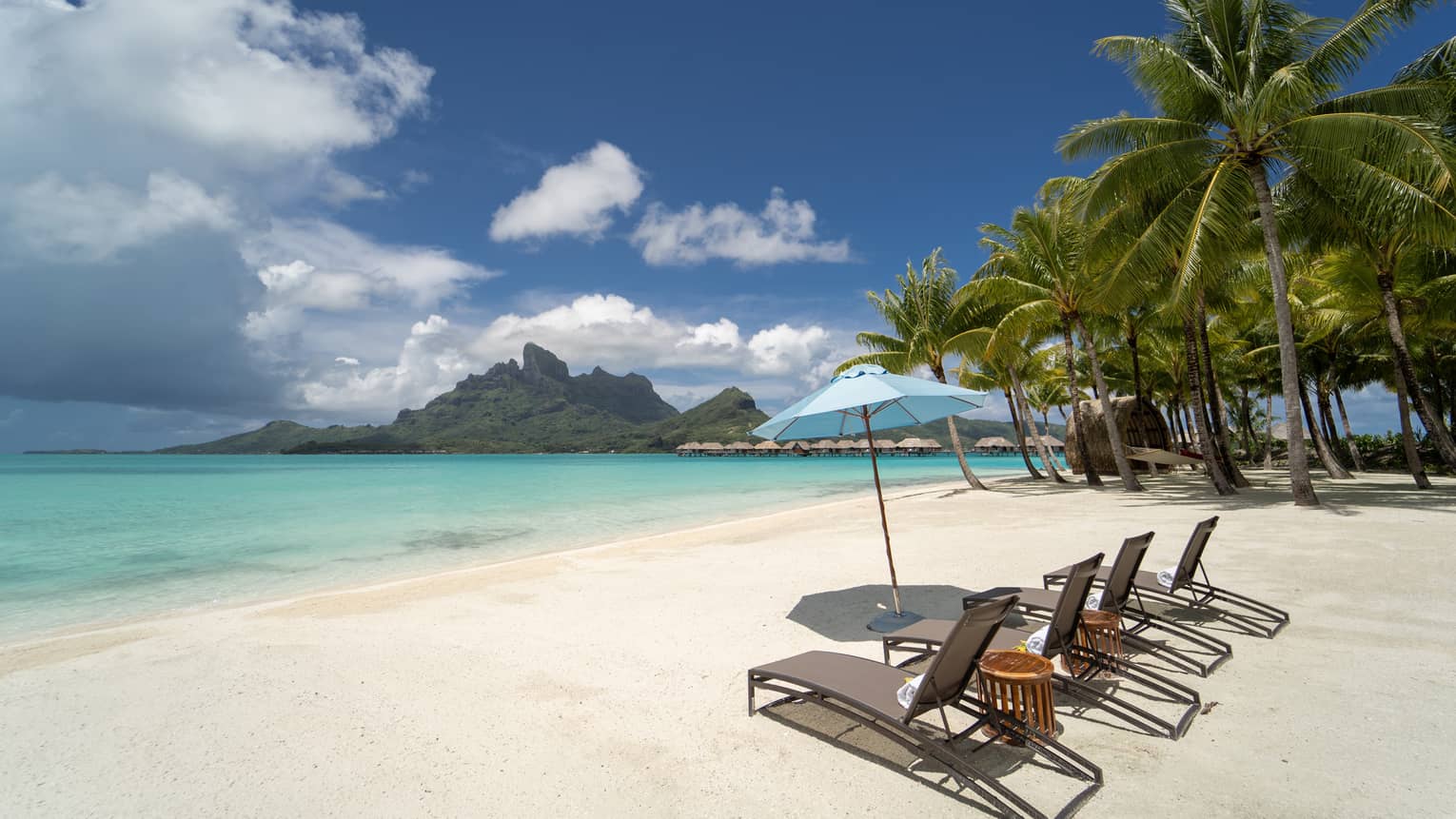 COZY Villas: Bliss at Four Seasons Resort Bora Bora